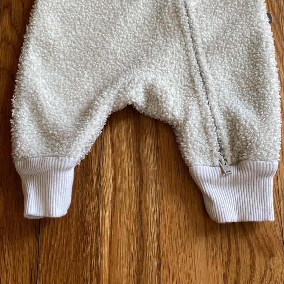 Goumi Cozy Cream Baby One Piece - Picture 3 of 8